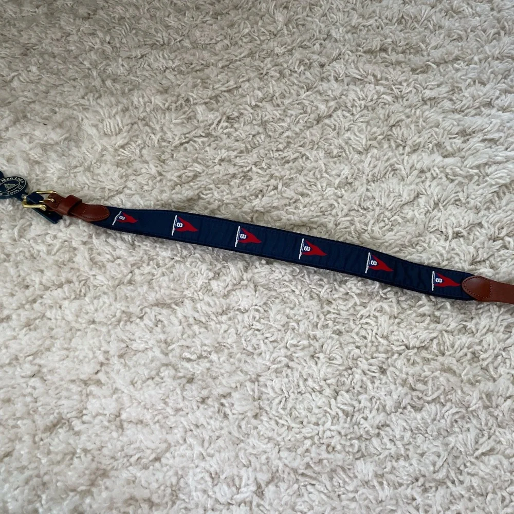 NWT. Boys belt size 20 excellent condition.